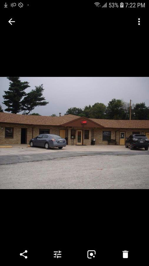 Budget Inn Beardstown Exterior photo