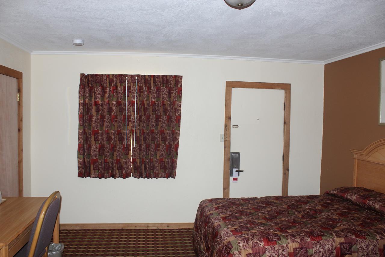 Budget Inn Beardstown Exterior photo